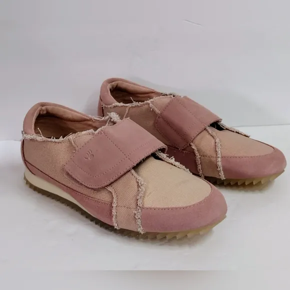 BEARPAW Austin 🩷 Blush Light Weight Comfortable Shoes Size 9 NEW! 🔥