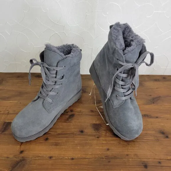 Bearpaw Krista Womens Ankle Boots Size 7 Gray Suede Lace Up High Wedge Heels NEW