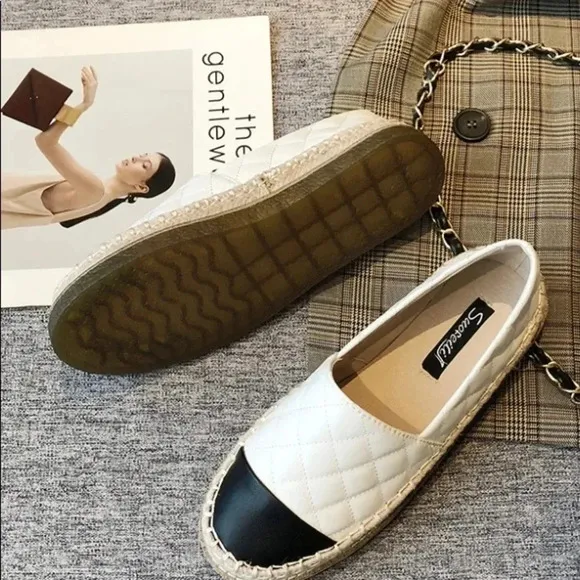 Beautiful Lingge Straw Woven Platform Shoes size 36