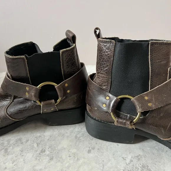 Bed Stu Harness Chelsea Boots 9.5 Brown Leather Grunge Distressed Fairbanks Moto
