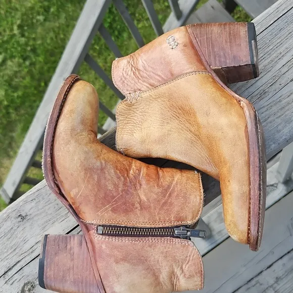 Bed Stu Yell Tan Distressed Leather Ankle Boots Size 6