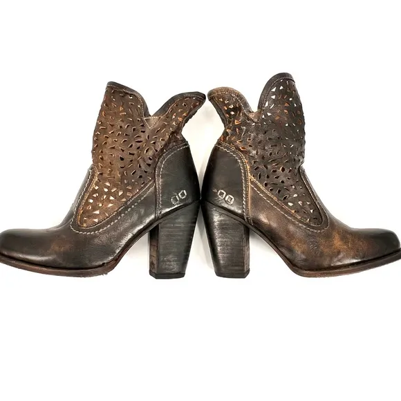Bed|Stu Irma Laser Cut Leather Slouch Heeled Ankle Boots Teak/ BlackSz 7.5 US