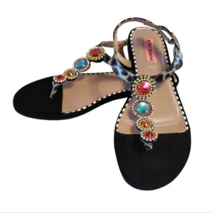 Betsey Johnson Black Animal Print Jeweled Thong Strap Sandals Size 7.5
