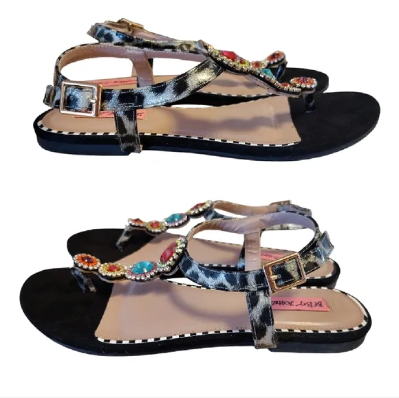 Betsey Johnson Black Animal Print Jeweled Thong Strap Sandals Size 7.5
