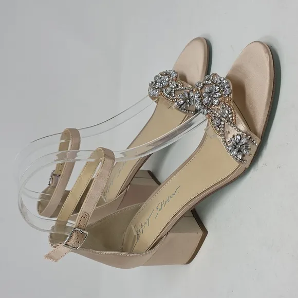 Betsey Johnson Mel Elegant Embelish Beige Block Heel Sandals Size 8