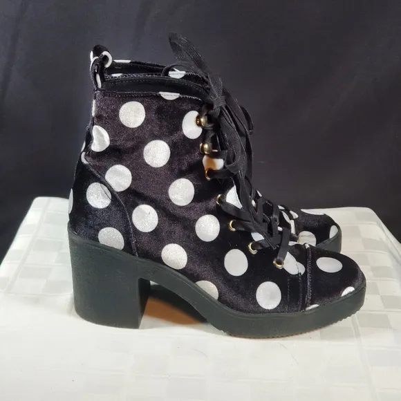 Betsy Johnson Booties