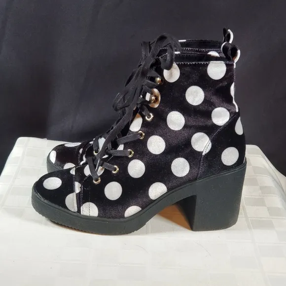Betsy Johnson Booties