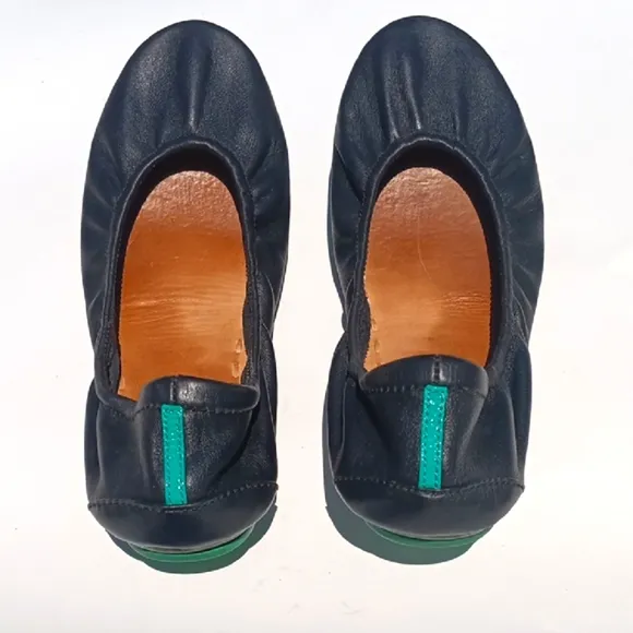Black and Green Women's Shoes