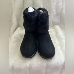 Black Ankle Boots with Faux Fur