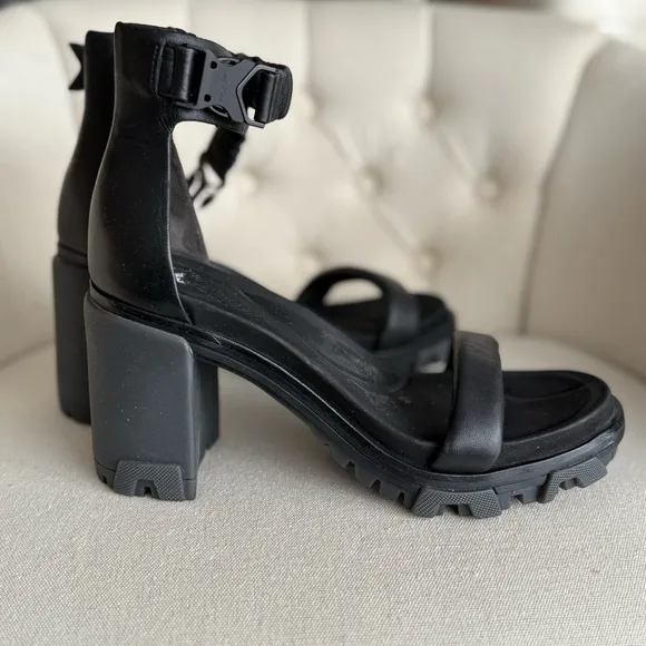 Black Leather Women's sandals comfy edgy sandals