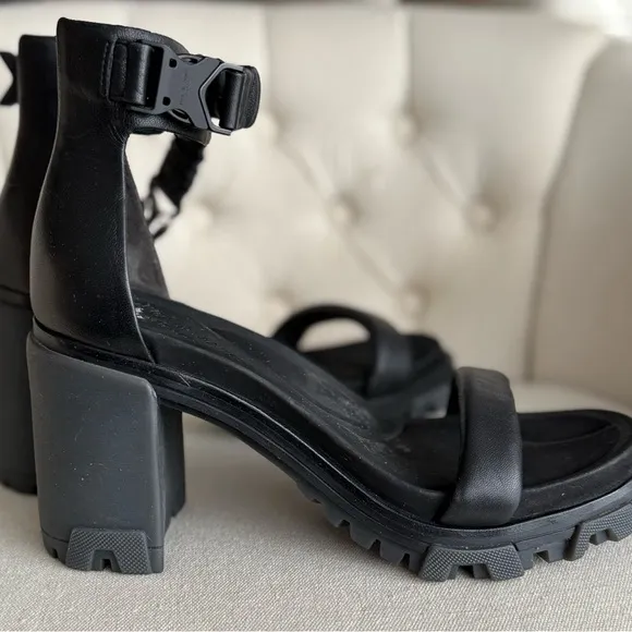 Black Leather Women's sandals comfy edgy sandals
