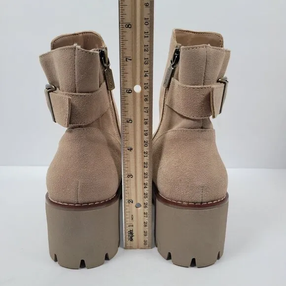 Blondo Darleen Waterproof Women's Beige Suede Boots US Size 7.5M NWOT