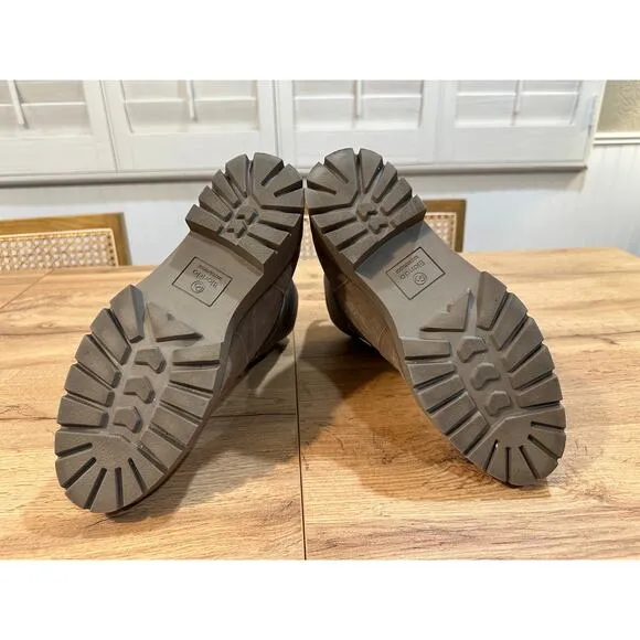 Blondo Daylor Waterproof Boots Size 9.5 NWT Taupe Nylon Upper &amp; Suede Comfy Warm