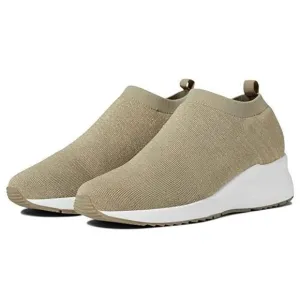 Blondo Kira Sneakers Women's Size 9.5 Taupe Waterproof Slip On Shoes KHD546