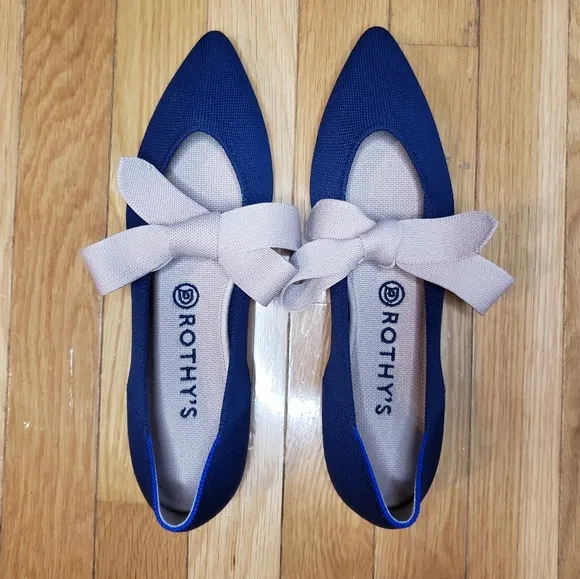 BNIB Rothys Sapphire Mary Janes Size 10, Navy &amp; Pink