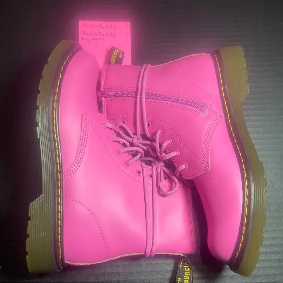 BNWOB Dr Martens Pink 1460’s 8 Eyelet UK 4 US 6 or Big Kids 4