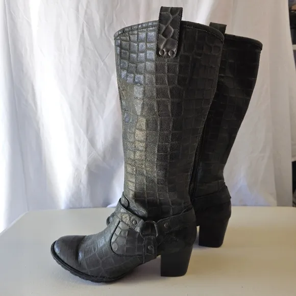 Born Black Textured Heeled Boots size 7.5