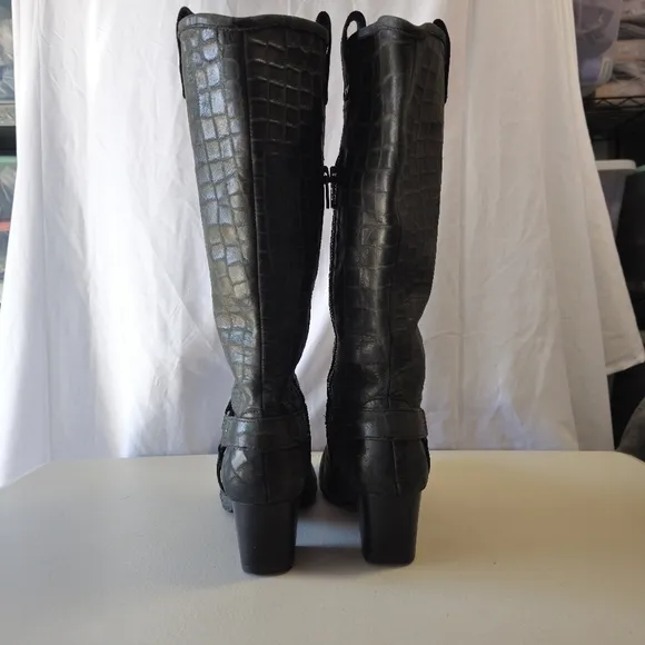 Born Black Textured Heeled Boots size 7.5