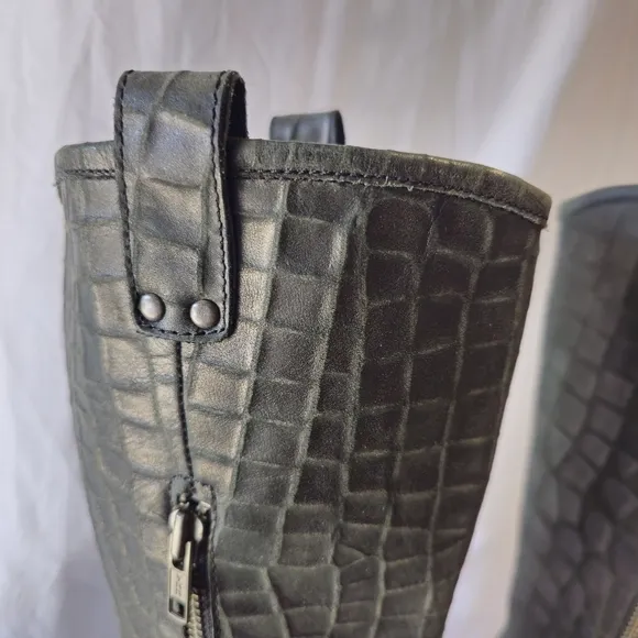 Born Black Textured Heeled Boots size 7.5