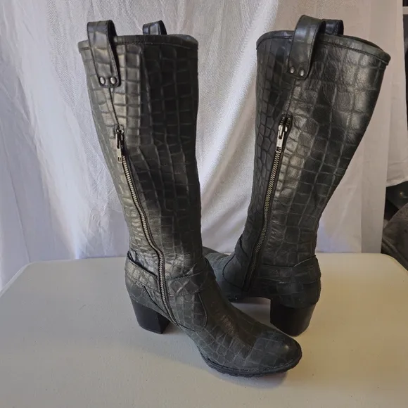Born Black Textured Heeled Boots size 7.5