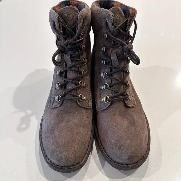 Born Codi Lace Up Brown Suede Boots Size 9.5‎