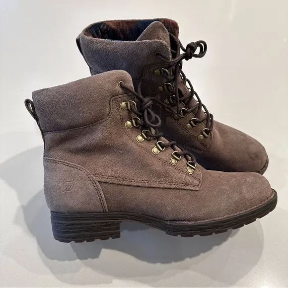 Born Codi Lace Up Brown Suede Boots Size 9.5‎