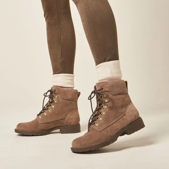Born Codi Lace Up Brown Suede Boots Size 9.5‎