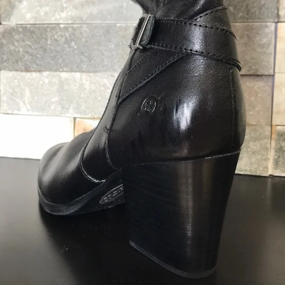 Born Esla Black Leather Boots