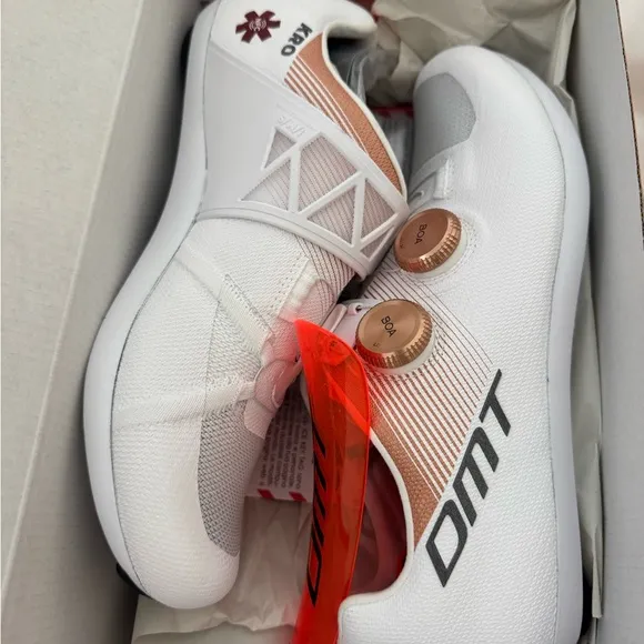 BRAND NEW 2025 DMT KRO EVO Cycling Shoes US 9 EU 42 UK 8 White   Copper