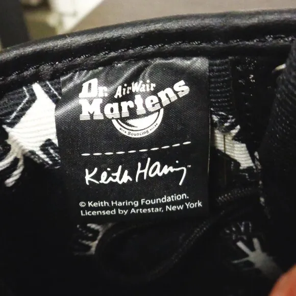 Brand New Dr Martens 1460 Lace-Up Child Sz:10 Leather Boots. Black. No Box F53