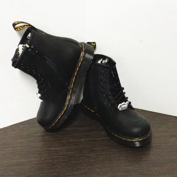 Brand New Dr Martens 1460 Lace-Up Child Sz:10 Leather Boots. Black. No Box F53