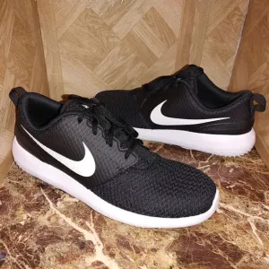 Brand NEW Nike men's 2021 Roshe G Golf. Fashion shoes black size 13  757