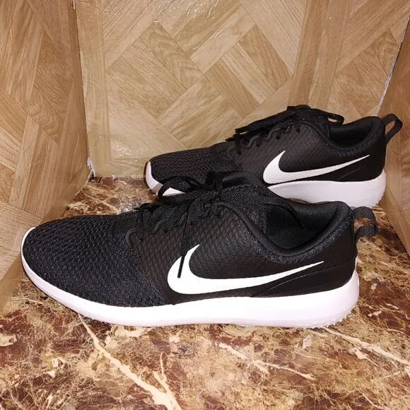 Brand NEW Nike men's 2021 Roshe G Golf. Fashion shoes black size 13  757