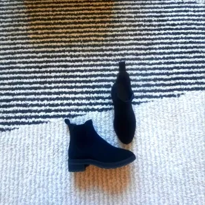 Brand new Rothy's ankle boots