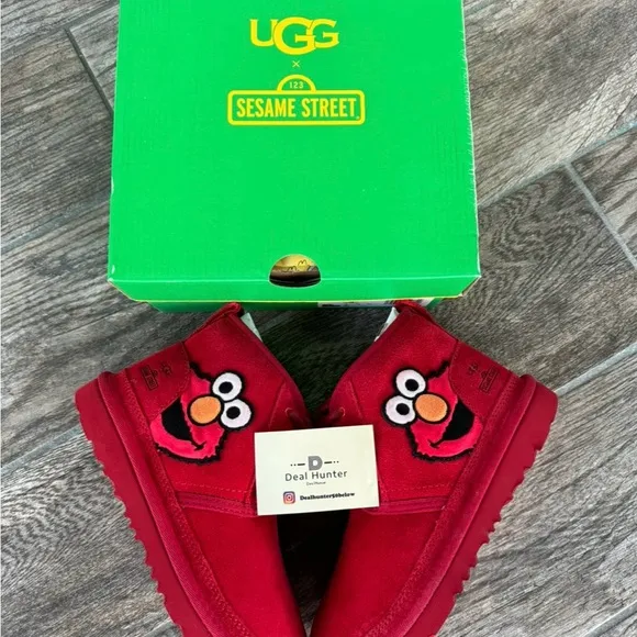 Brand New UGG X Elmo Neumel II “Red” preschool Kids Boots