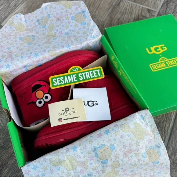 Brand New UGG X Elmo Neumel II “Red” preschool Kids Boots