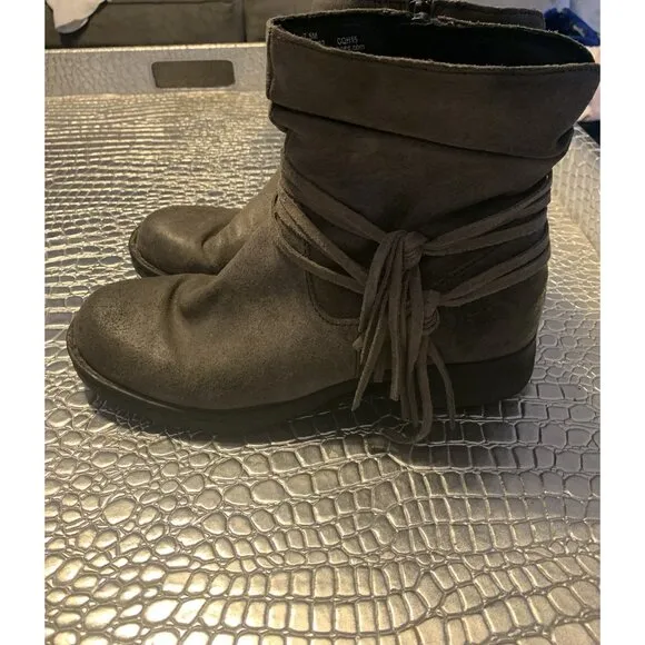 Børn Born Cross Casual Zip Ankle Boots Gray Leather Fringe Size 7.5 M