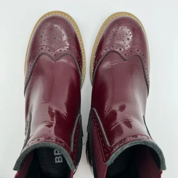 BRONX Chelsea Boots Women's Size 39 Burgundy Wingtip Brogue Leather Pull On EUC