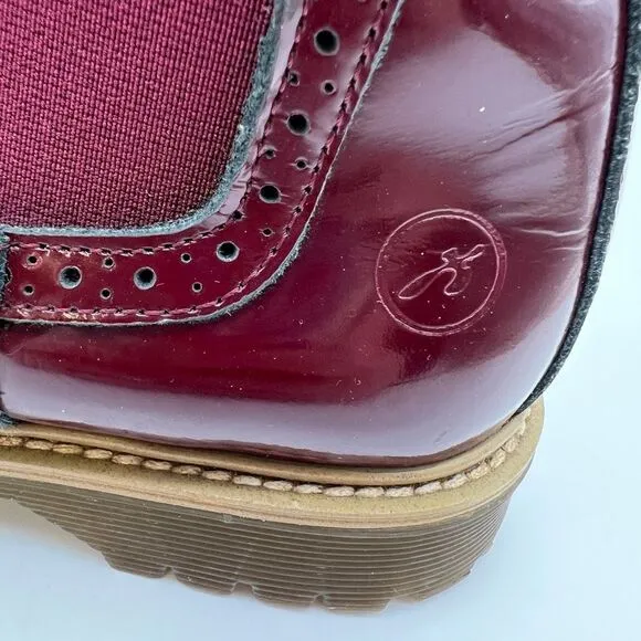 BRONX Chelsea Boots Women's Size 39 Burgundy Wingtip Brogue Leather Pull On EUC