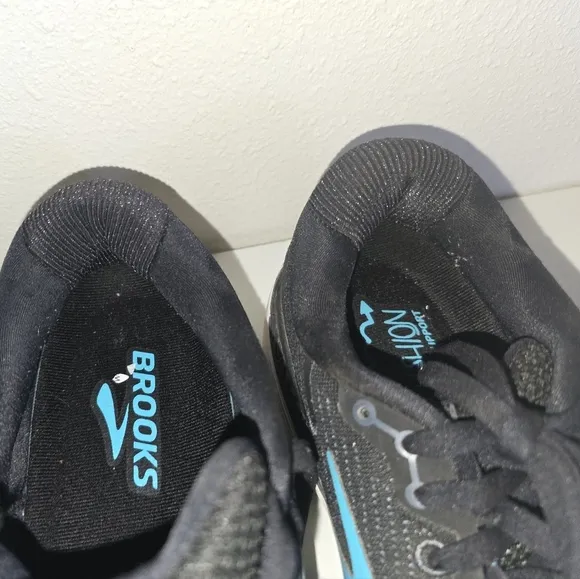 Brooks Ariel Black and Blue Running Shoes