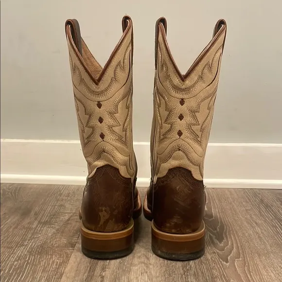 Brown and Cream Cowboy Western Boots with Decorative Stitching