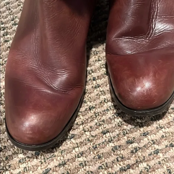 Brown Heeled Boots with Decorative Buckle Straps
