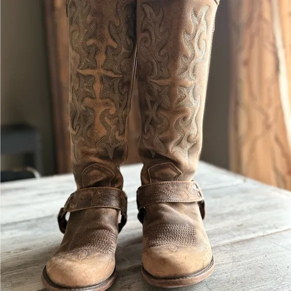 Brown Leather Cowgirl Knee-High Boots- fantastic condition Liberty Black Lote