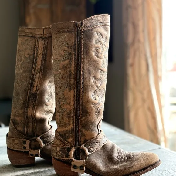 Brown Leather Cowgirl Knee-High Boots- fantastic condition Liberty Black Lote