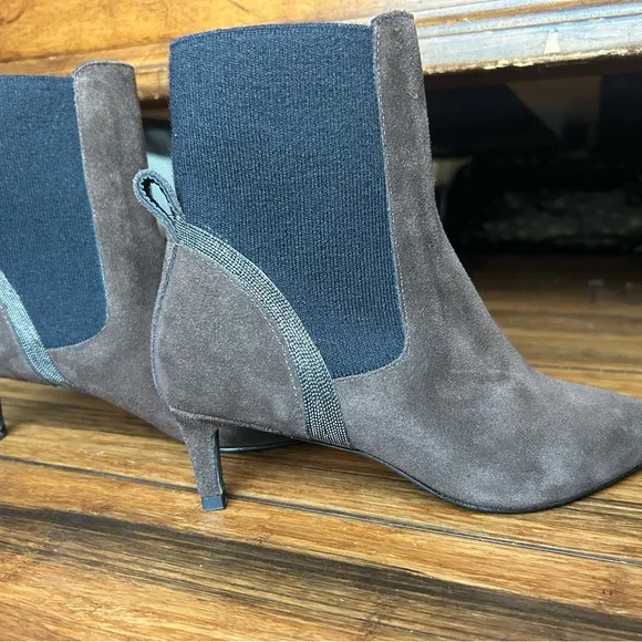Brunello Cucinelli Suede Chelsea Khaki Ankle Boots with Kitten Heel Size 35
