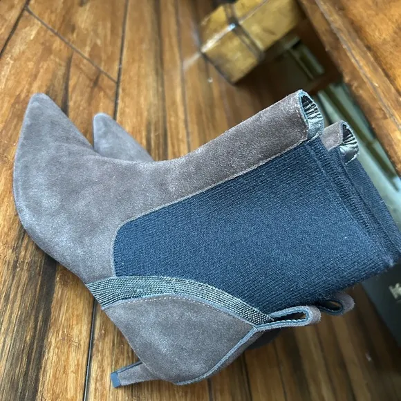 Brunello Cucinelli Suede Chelsea Khaki Ankle Boots with Kitten Heel Size 35