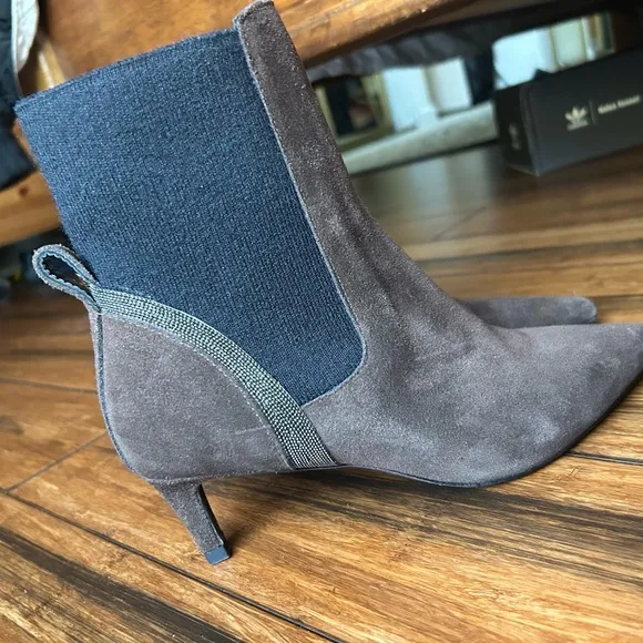Brunello Cucinelli Suede Chelsea Khaki Ankle Boots with Kitten Heel Size 35