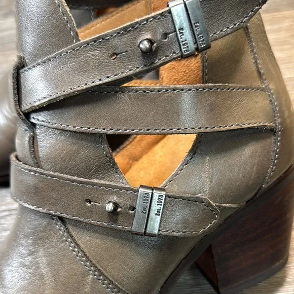 Bussola Brown Ankle Boots woman’s size 38 (b110)