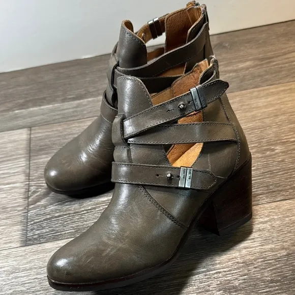 Bussola Brown Ankle Boots woman’s size 38 (b110)