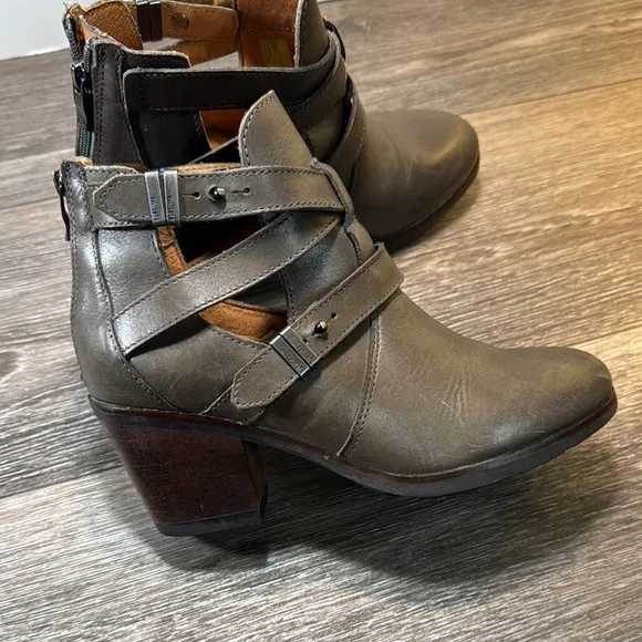 Bussola Brown Ankle Boots woman’s size 38 (b110)